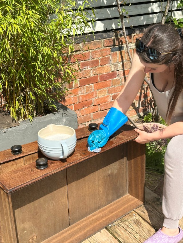cleaning drawers with sugar soap