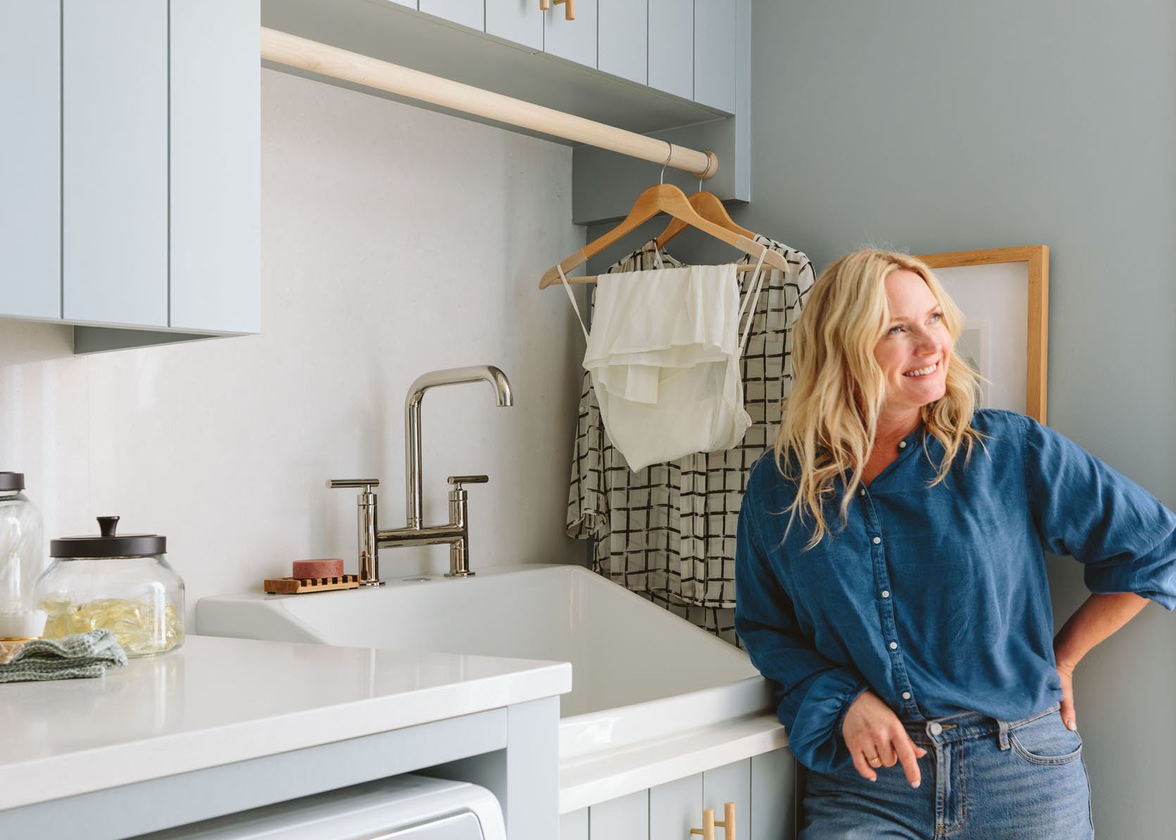 Starting Fresh And Simple: The River House Upstairs Laundry Room Reveal