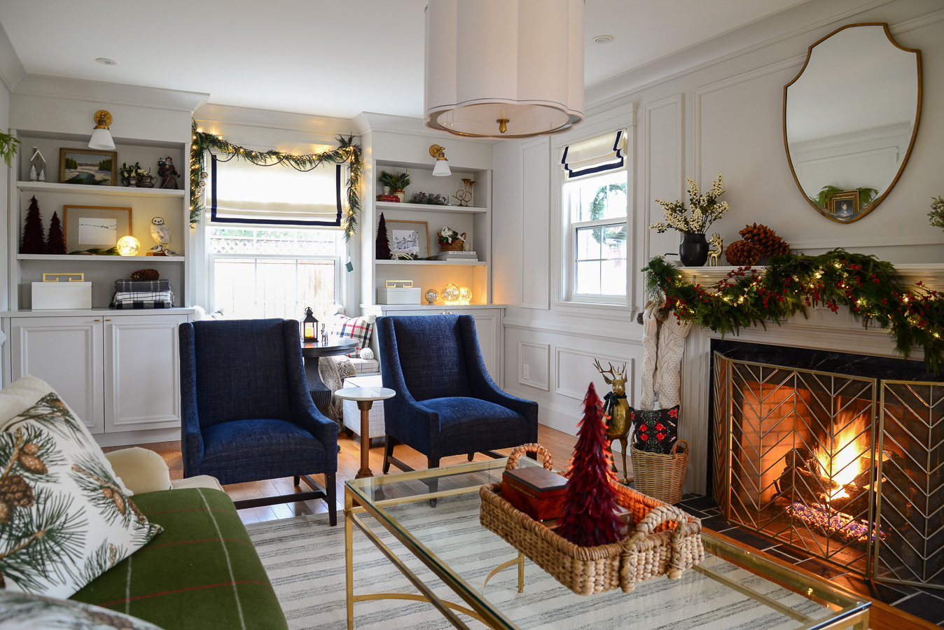 14 Cozy Christmas Living Room Decor Ideas