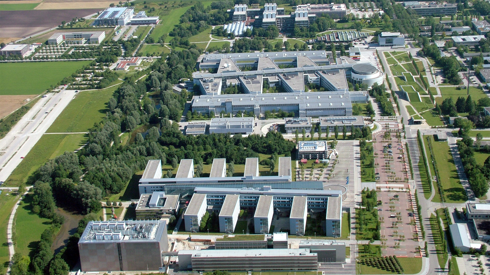 A Munich Symposium & Expo on AI for the Built World