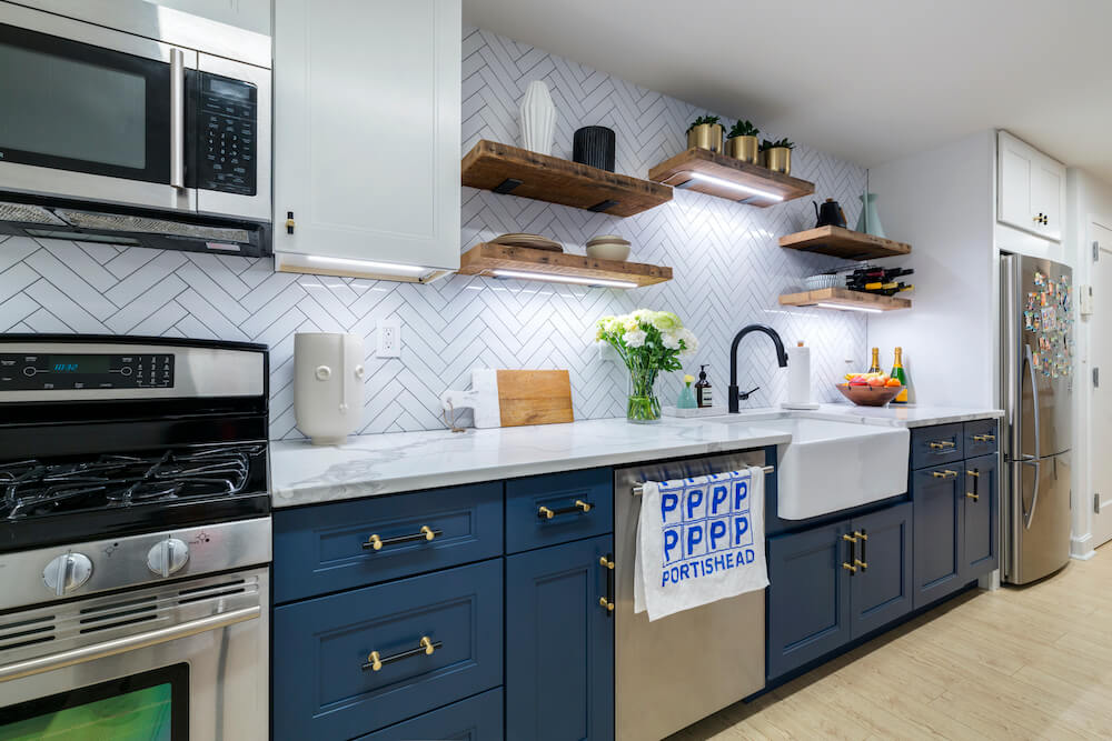 A Blue and White Kitchen’s Stylish Renovation in Park Slope