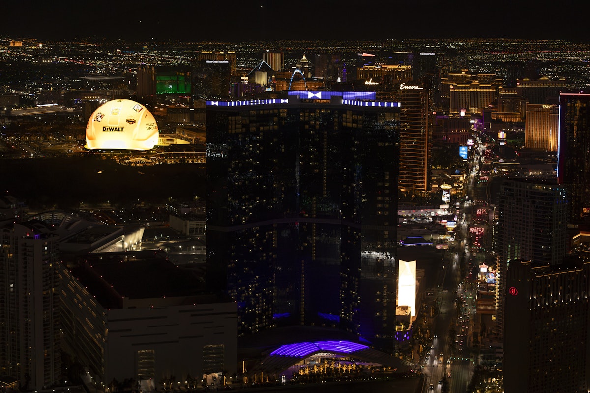 DEWALT Lights Up Vegas | For Construction Pros