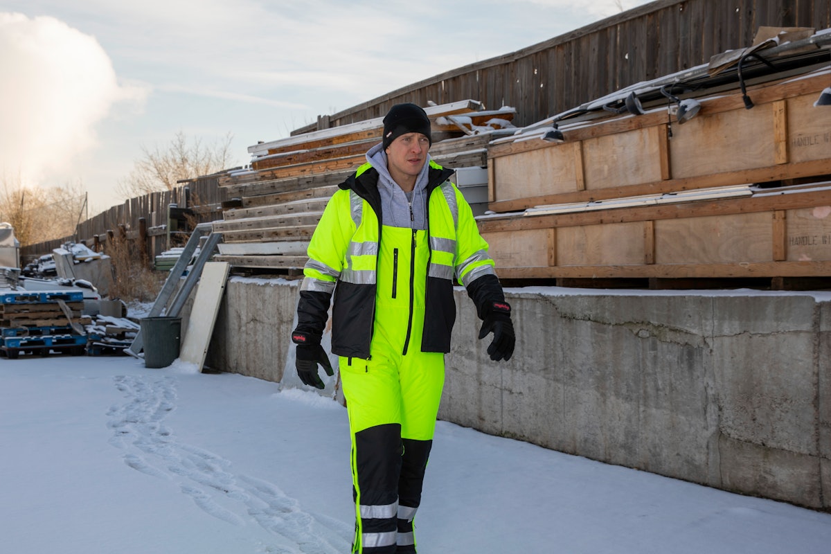 Must-Have Cold Weather Safety Wear for Construction Workers