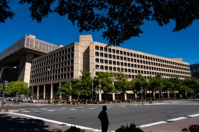 Trump orders GSA to advance ‘beautiful’ federal buildings