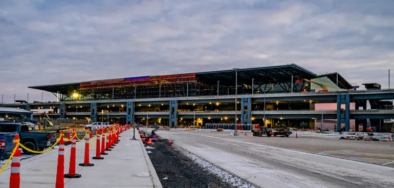 $1.6B Pittsburgh airport project hits key milestone
