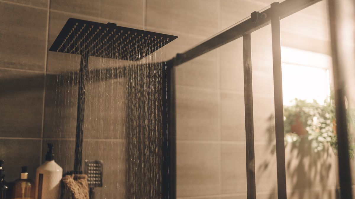 How to replace a bathtub with a shower