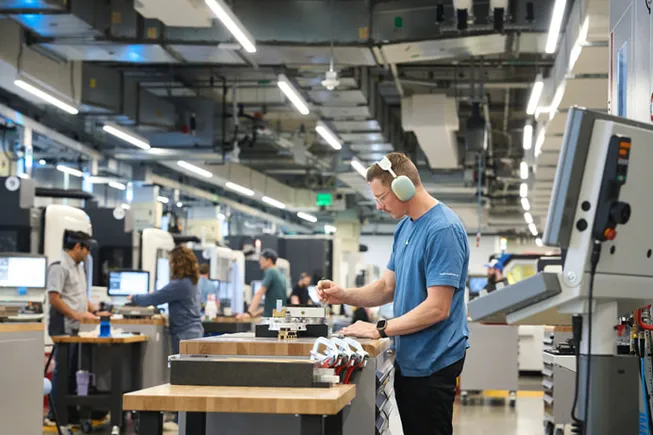 Apple to invest more than $500B in US manufacturing