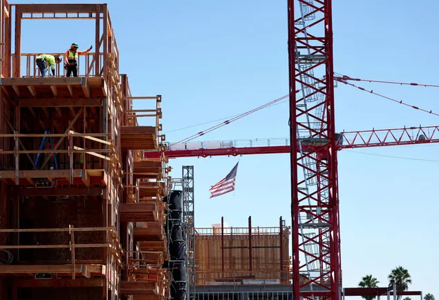 January 2025 economic roundup | Construction Dive