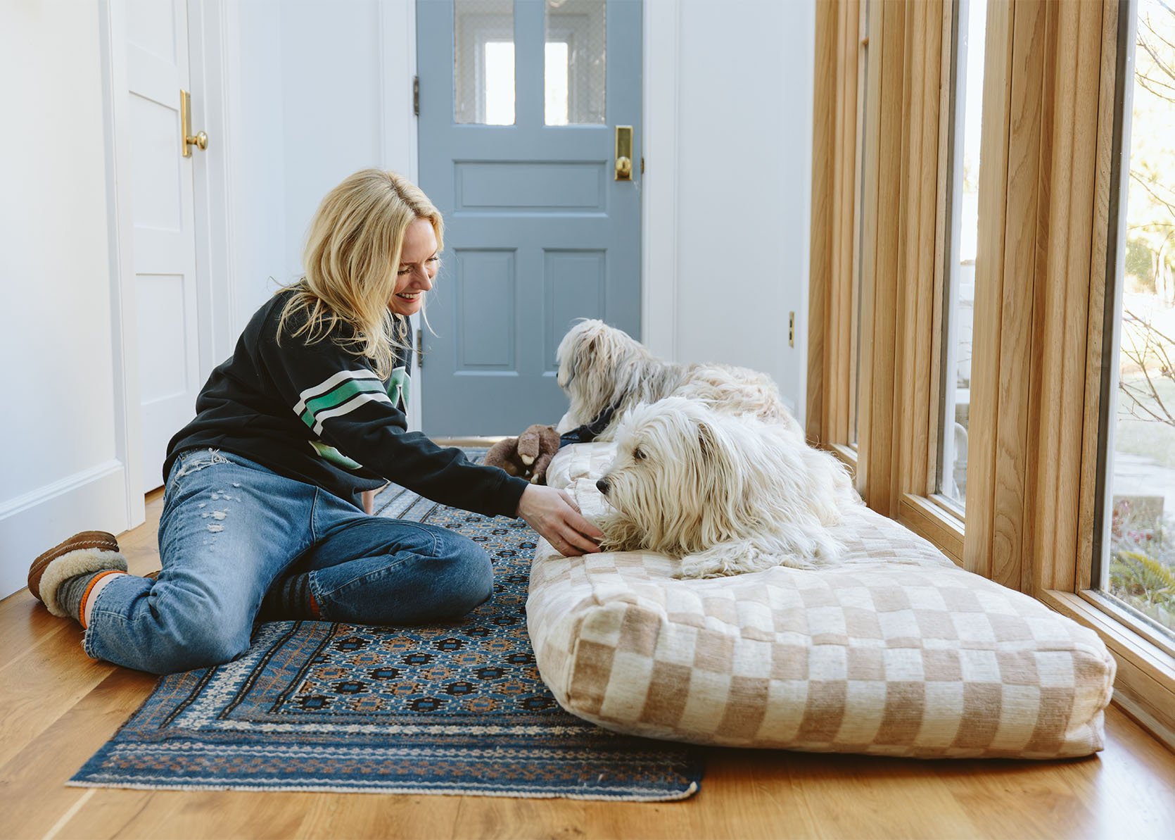 8 Not Ugly Dog Beds (And The Affordable One I Love Having In My Home)