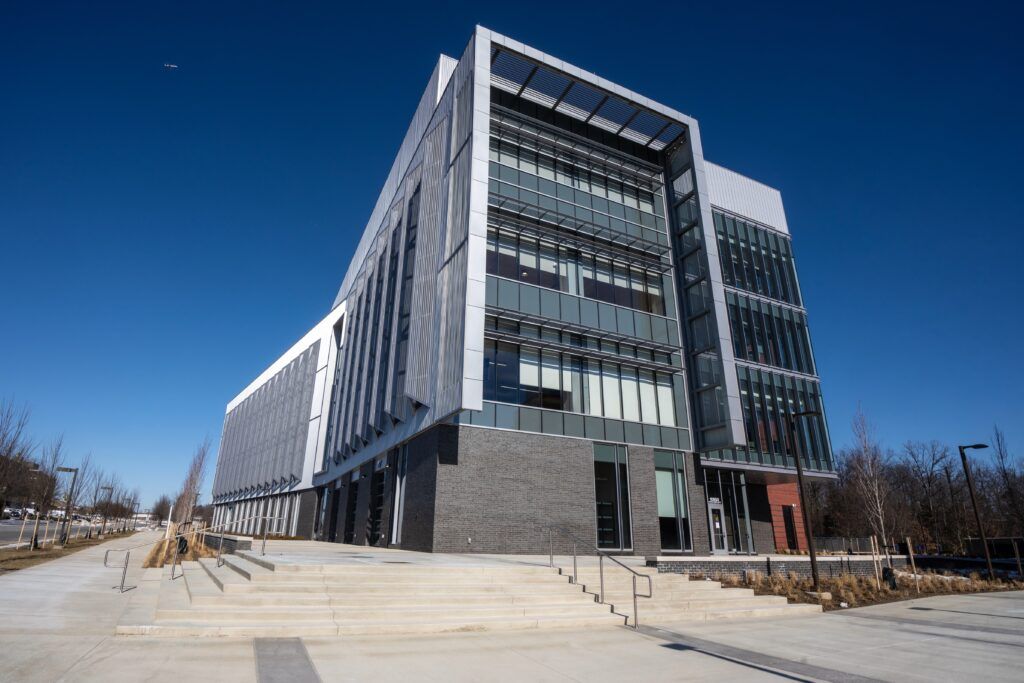 Skanska completes George Mason University’s Life Sciences and Engineering Building