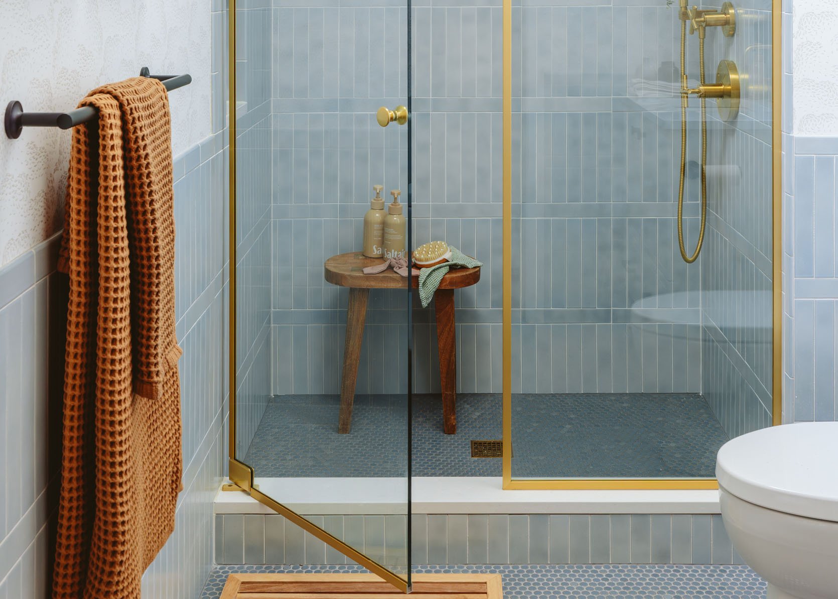 A Quick River House Guest Bathroom Reveal