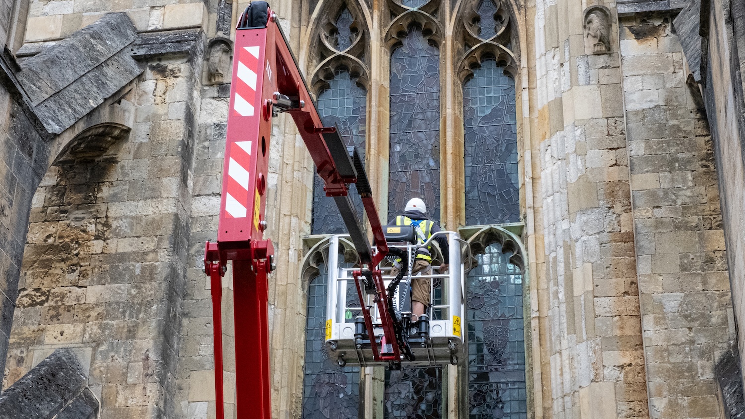 In pictures | Spider lift supports cathedral conservation