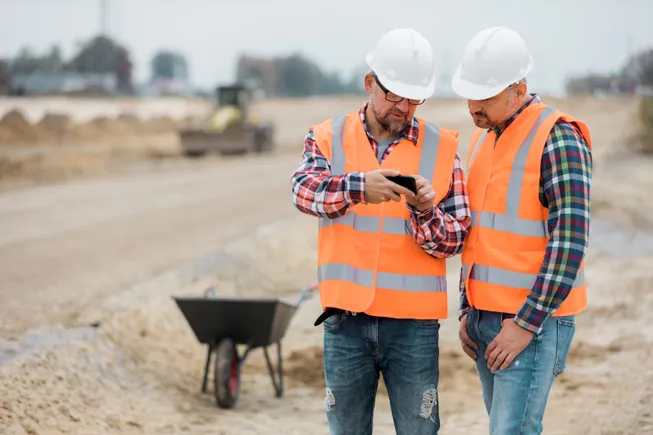 Construction job openings drop 42% YOY as labor churn accelerates