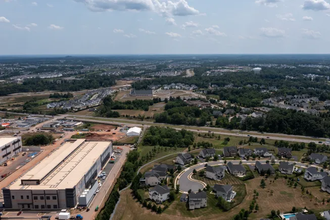 Construction planning posts smaller gains