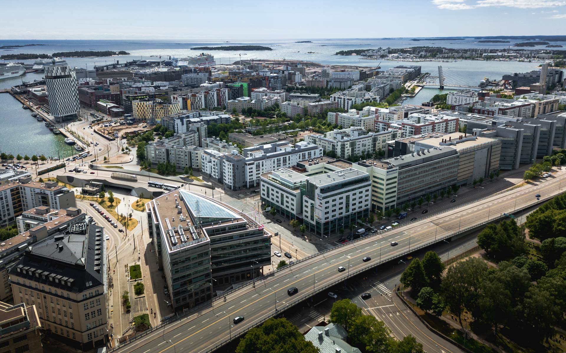 Helsinki Stream City: A Re-imagining Outside the System