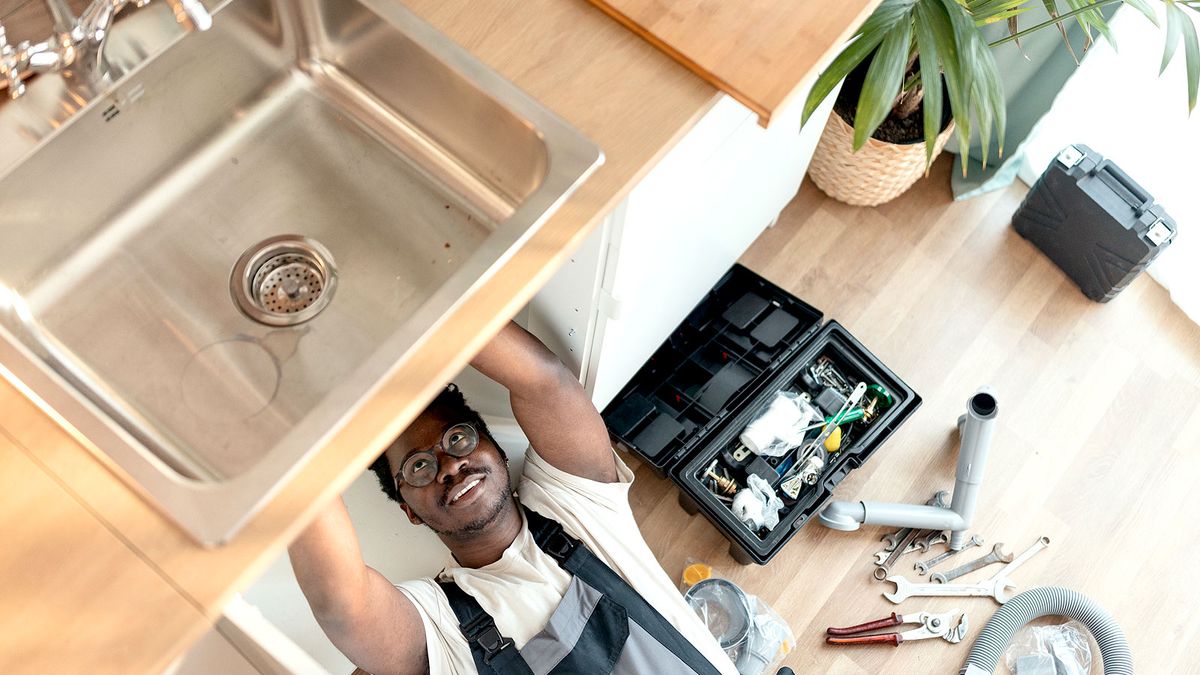 Replacing a kitchen sink: A how-to guide