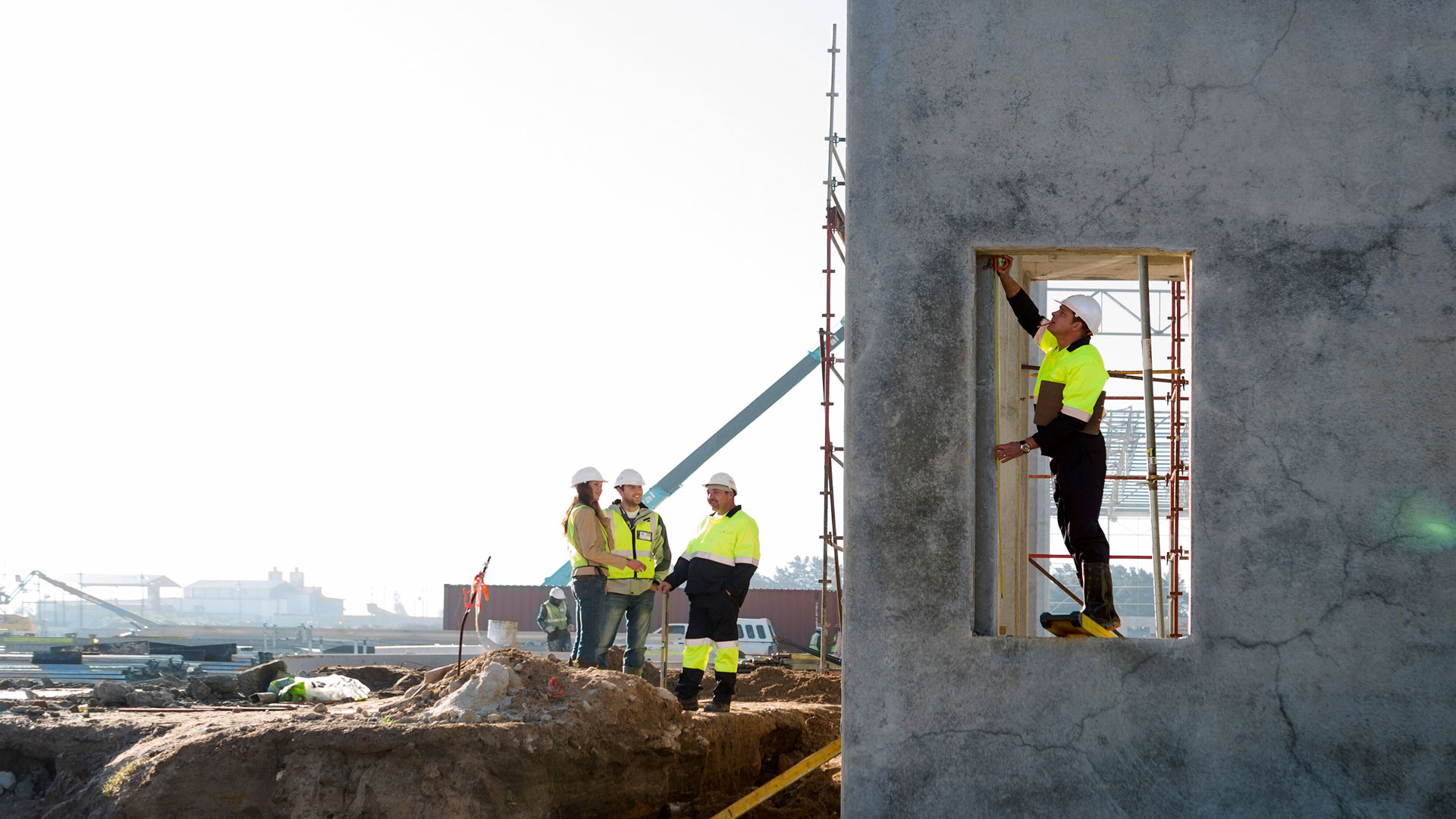 The Tech Divide: How Construction Firms Embrace Emerging Technologies