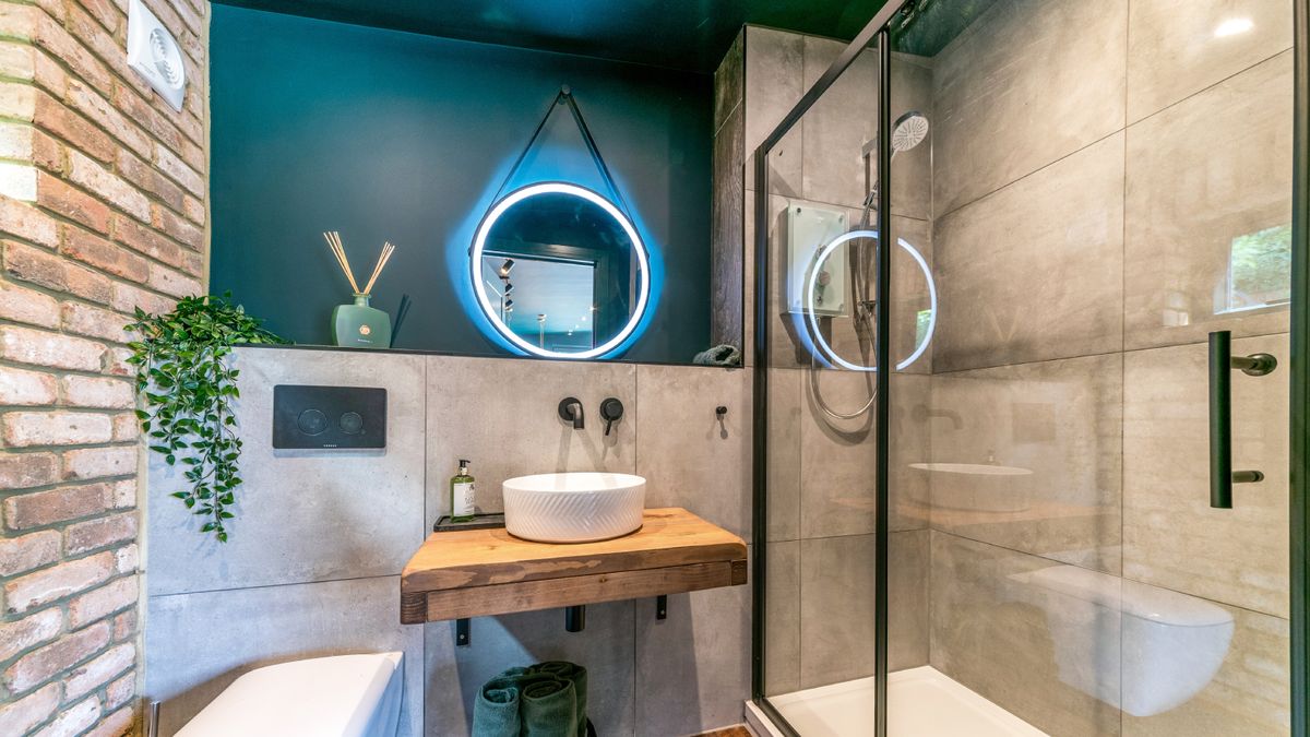 Can garden rooms with bathrooms be stylish and practical?