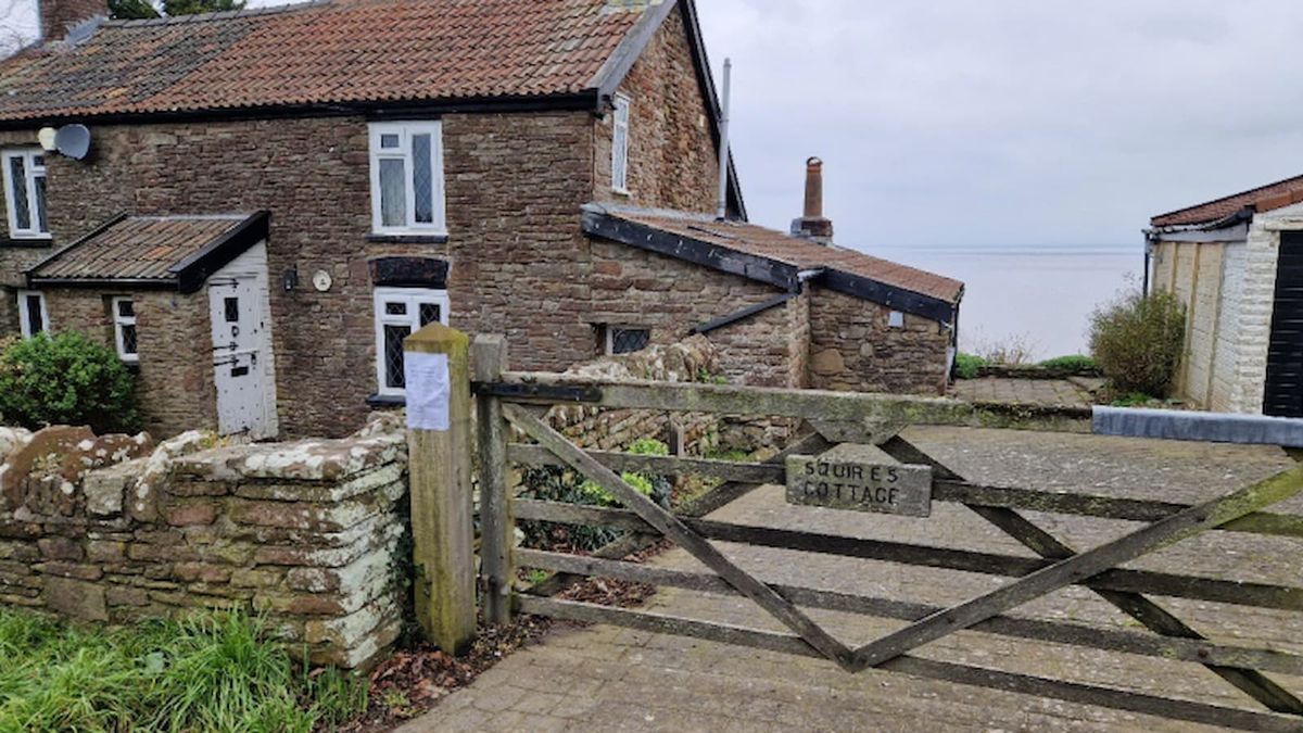 Kelsey Grammer uses planning ‘technicality’ to get home extension approved