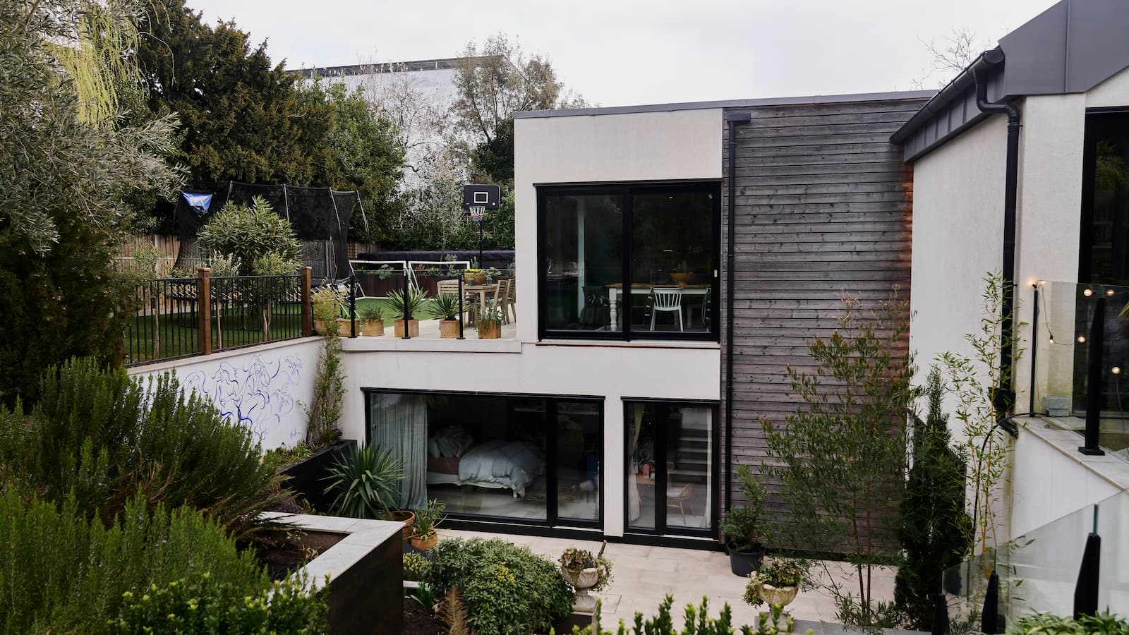Kevin McCloud returns to allergy-proof home to see if measures to improve air quality helped improve family’s health