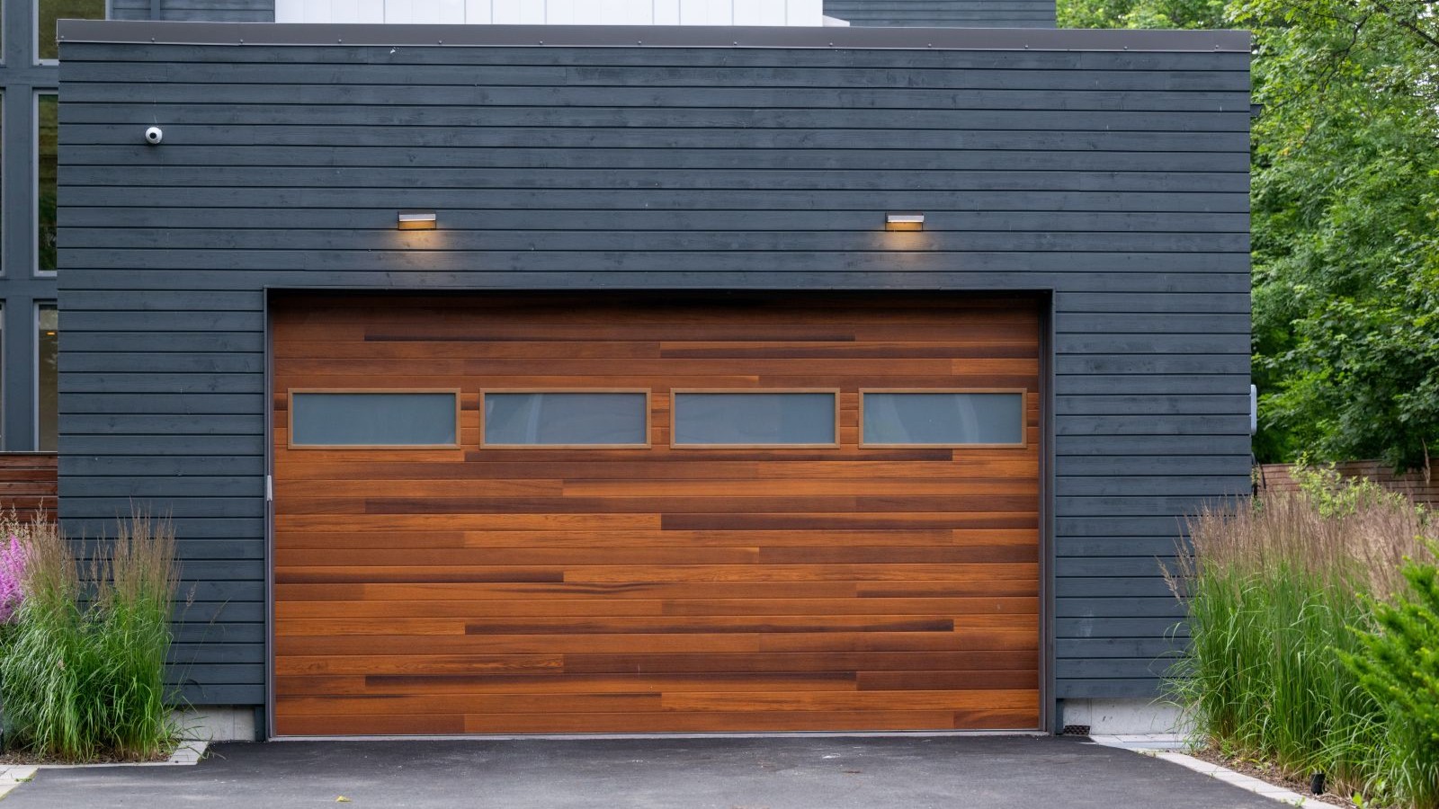 When garage building regulations are needed — and when they aren’t