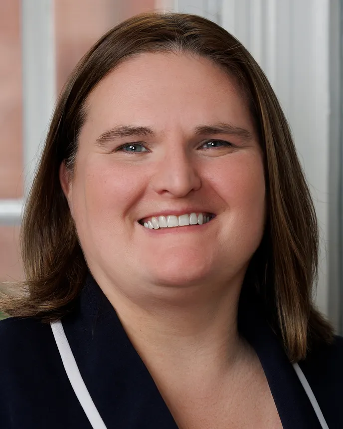 headshot of Laura Fraher