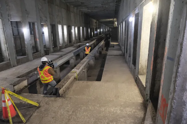 MTA plans to build through budget uncertainty