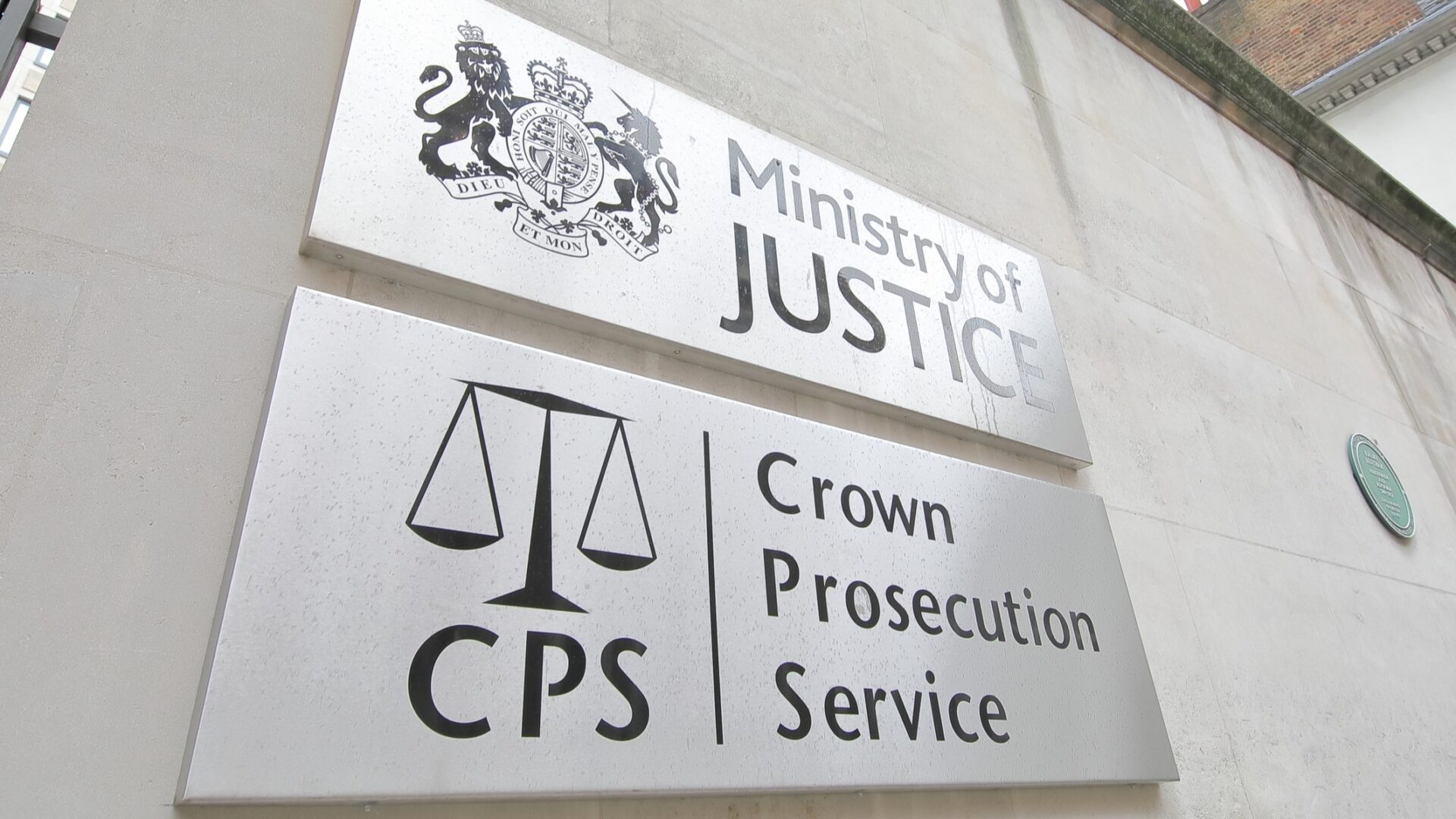 Prison sentence for Keltbray managers who took £600k in bribes