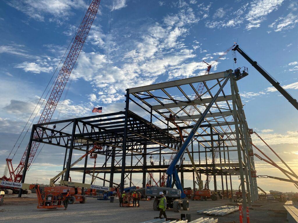 Sherwin-Williams finds 9 in 10 construction pros face costly delays