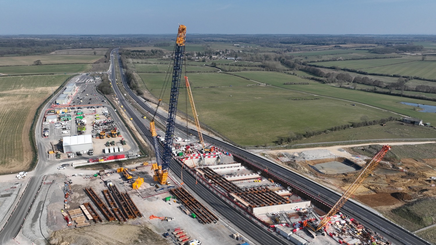 Image of HS2 beam lift progress for Brackley’s A43 bridge to illustrate Laminar Projects' work with EKFB on HS2 - for Best Application of Technology