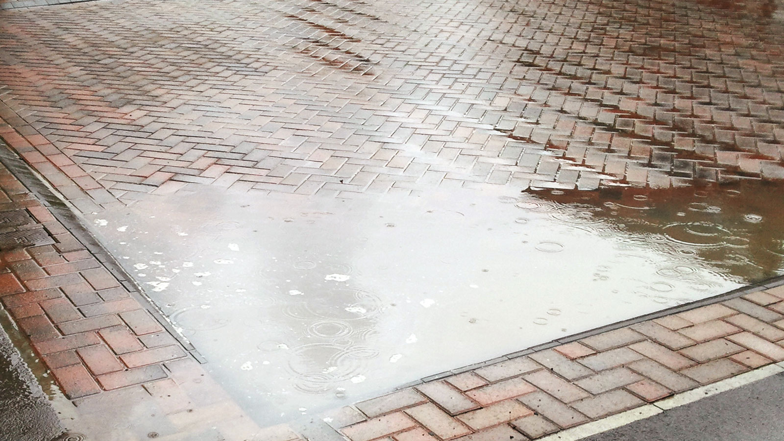 Driveway drainage options that are practical and beautiful