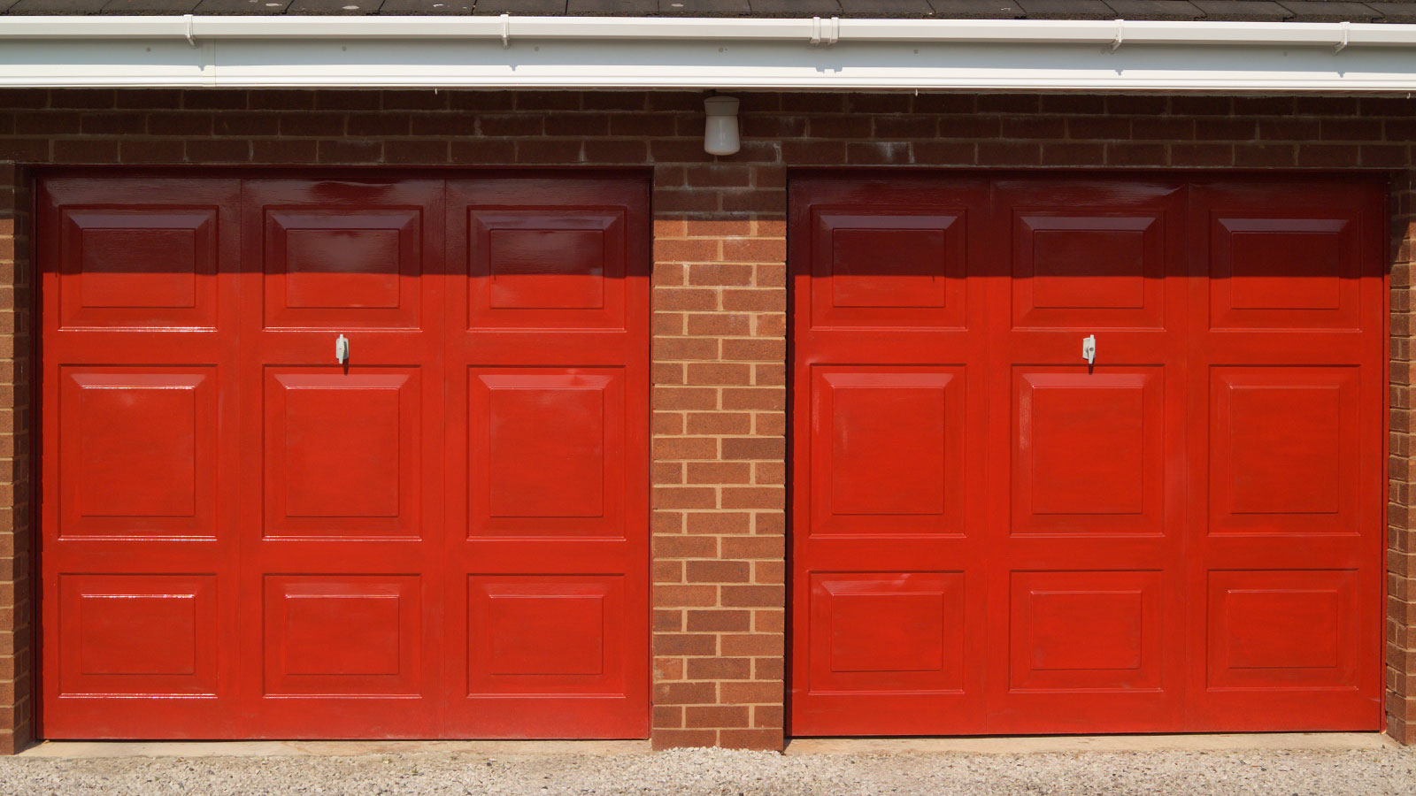 How many types of garage doors are there? Find out more