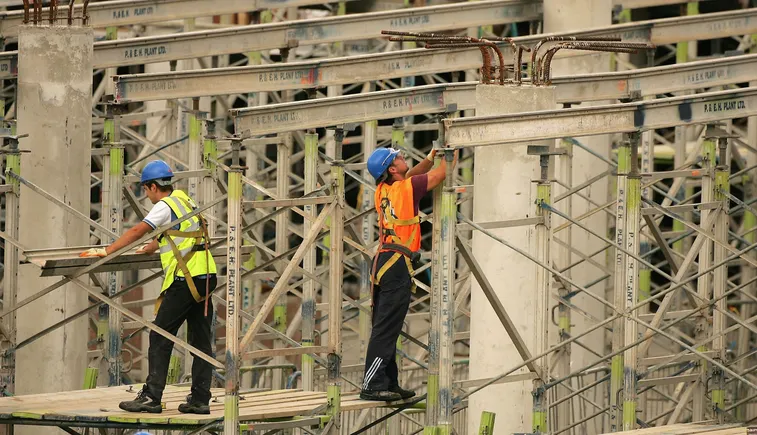 Construction costs dip, but tariffs hike some materials’ prices