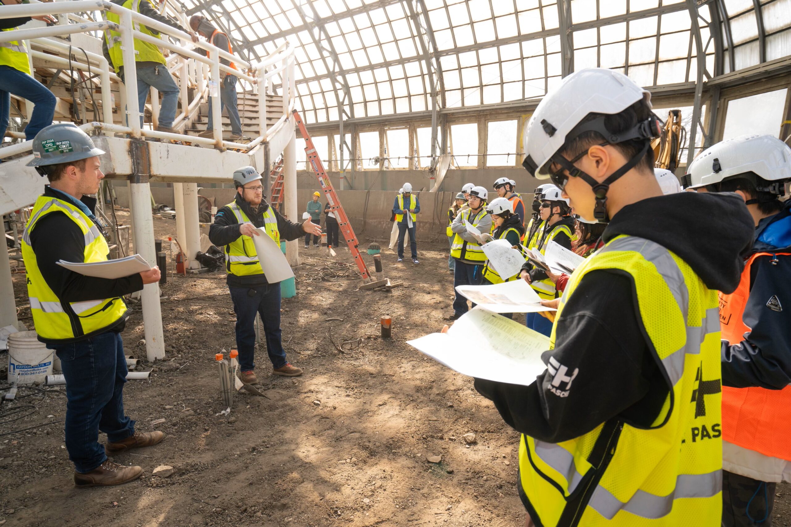 Paschen Scholars Program Takes Learning Beyond the Classroom with Garfield Park Conservatory Site Visit