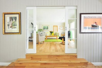 What Makes a Home Feel Instantly Inviting?