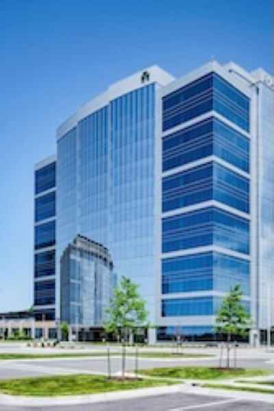 Shamrock HQ Features First Tubelite 400SS SG Curtain Wall