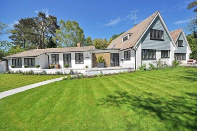 Why Modern Architecture Needs Smart Lawn Maintenance