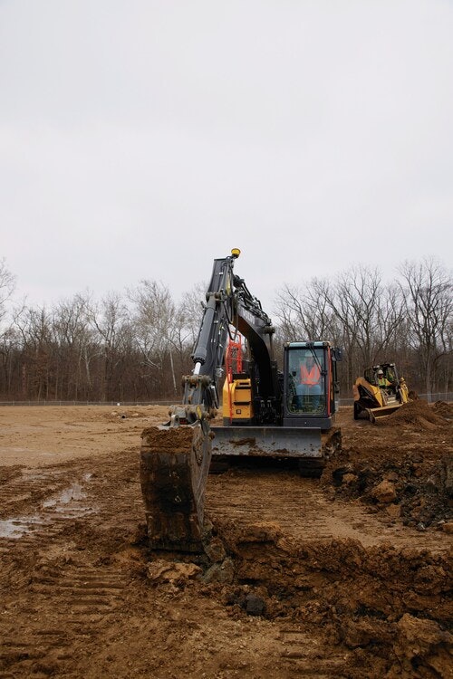 Trimble Extends Siteworks Machine Guidance to Compact Track Loaders