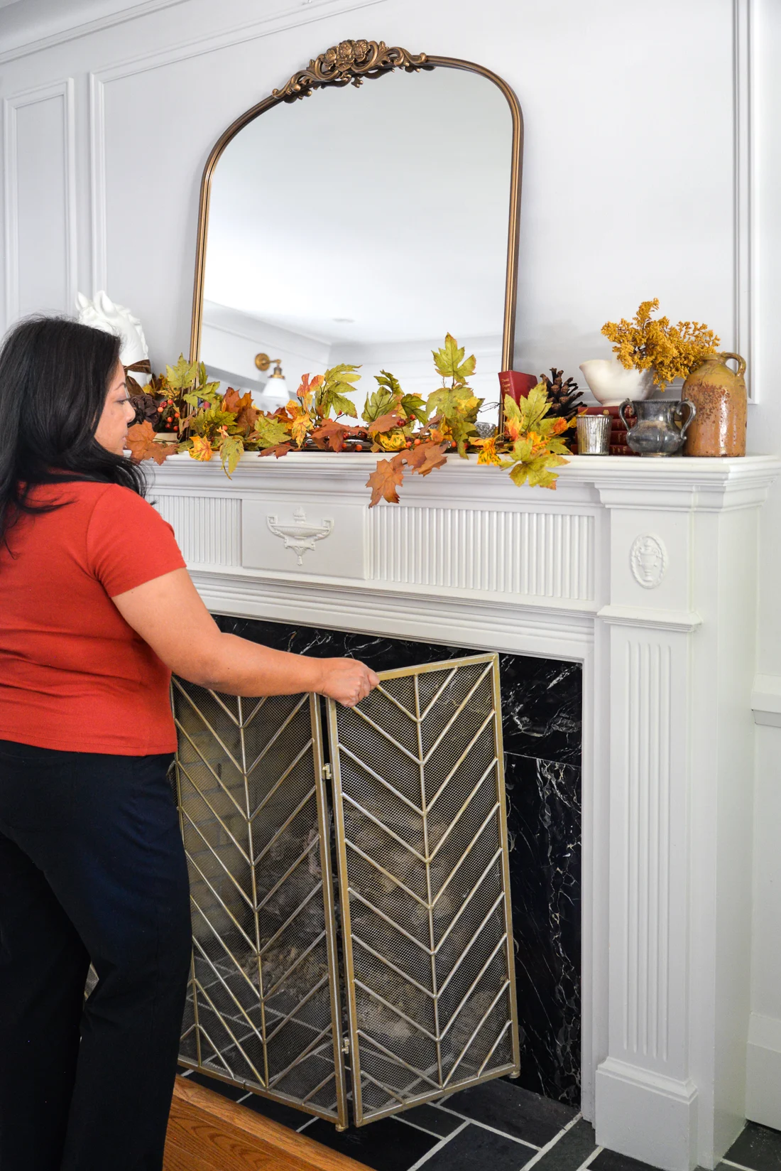 cozy traditional living room fall fireplace decor ideas