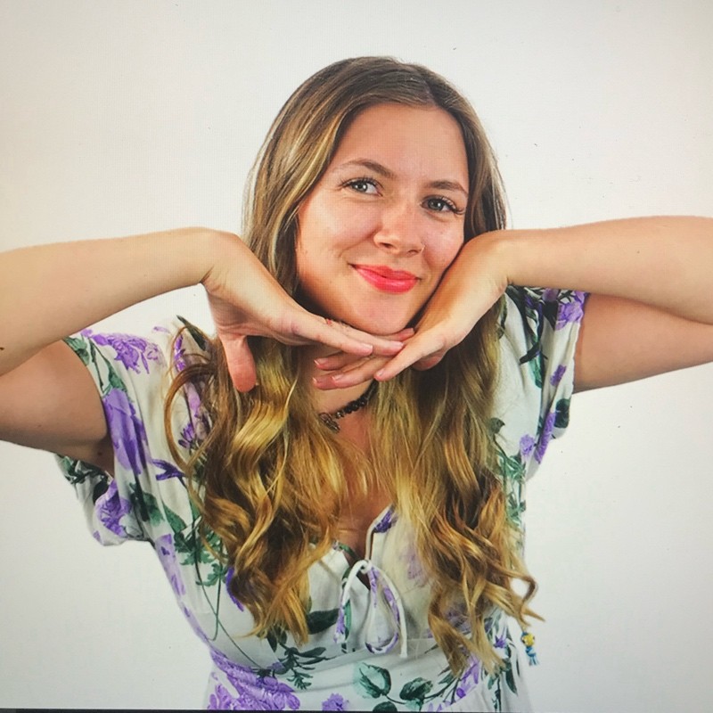 Headshot of Molly Albin, photographer and stylist for Festive Lights