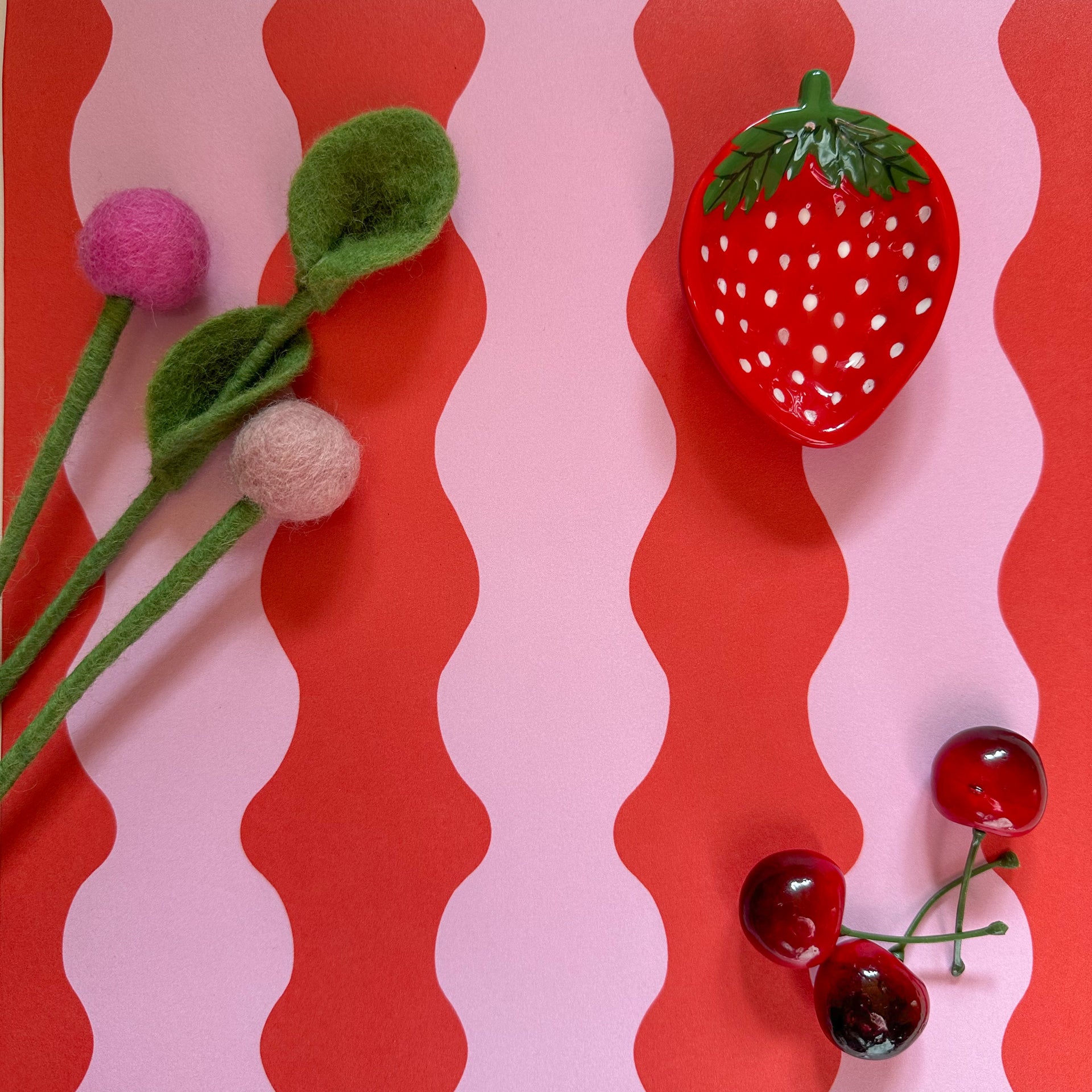'wiggle With Me' Wallpaper in Red and Pink | Red Wavy Wallpaper - Sample