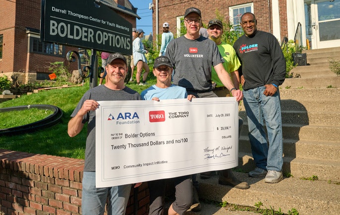 ARA Foundation and Toro Company Foundation Work to Improve Minneapolis Youth Mentoring Center
