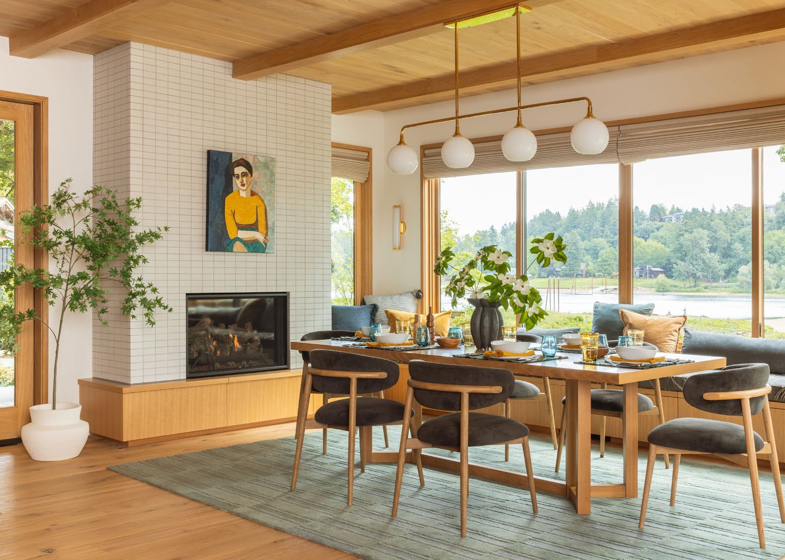 The River House's Cozy But Modern Dining Room Reveal!