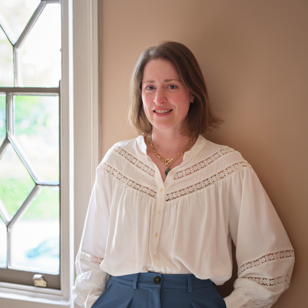 Headshot of Anna Hill