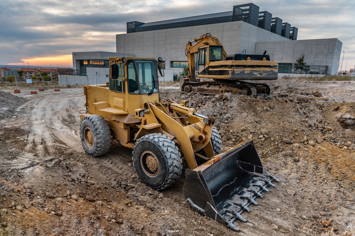 Four Challenges Facing Construction in 2025 — and How Equipment Leasing Helps Contractors Stay Competitive