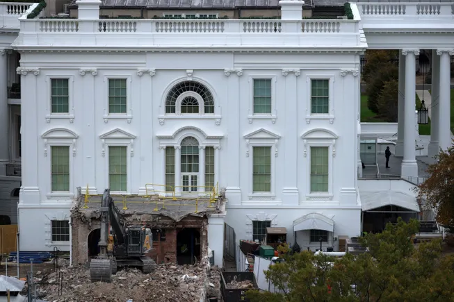 White House ballroom spotlights historic construction risks