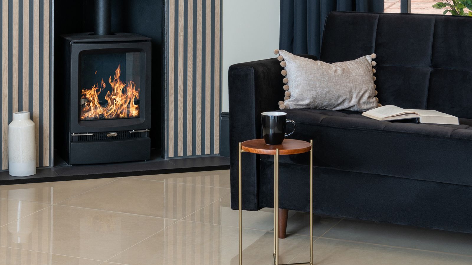 How to choose and style tiles in a living room