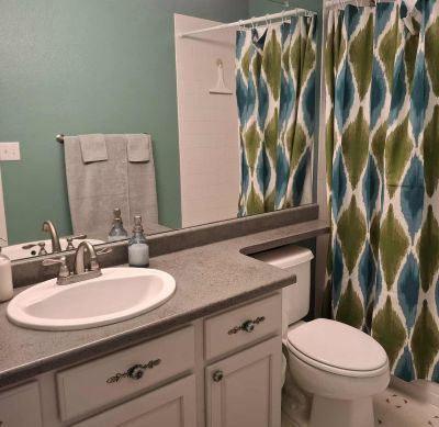 SpreadStone™ Finish Saves Costs vs. Bathroom Counter Replacement