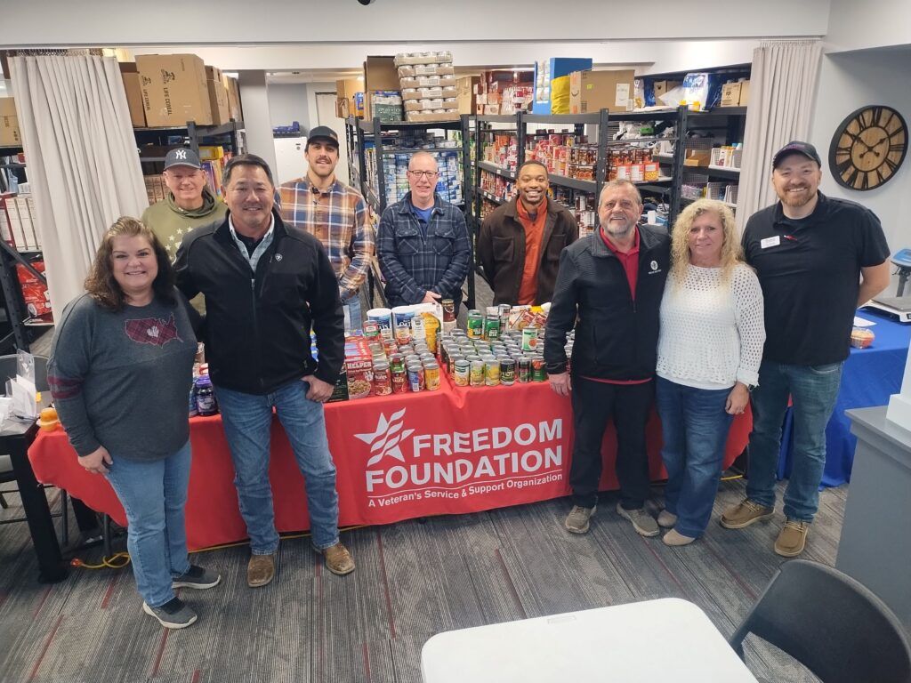 Helix Electric Donates $5,000 to Support Iowa Veterans