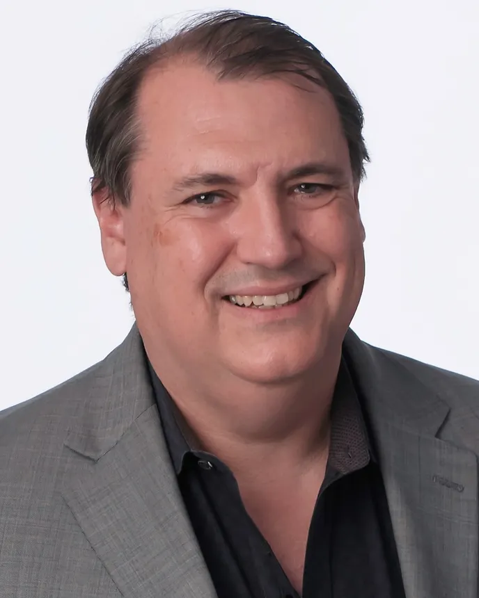 A headshot of Sean Auton